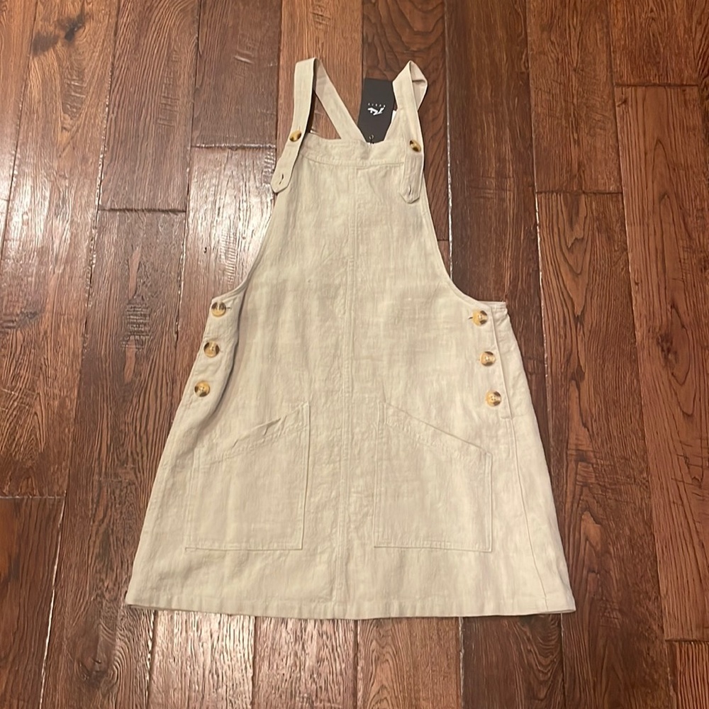 Overall dress